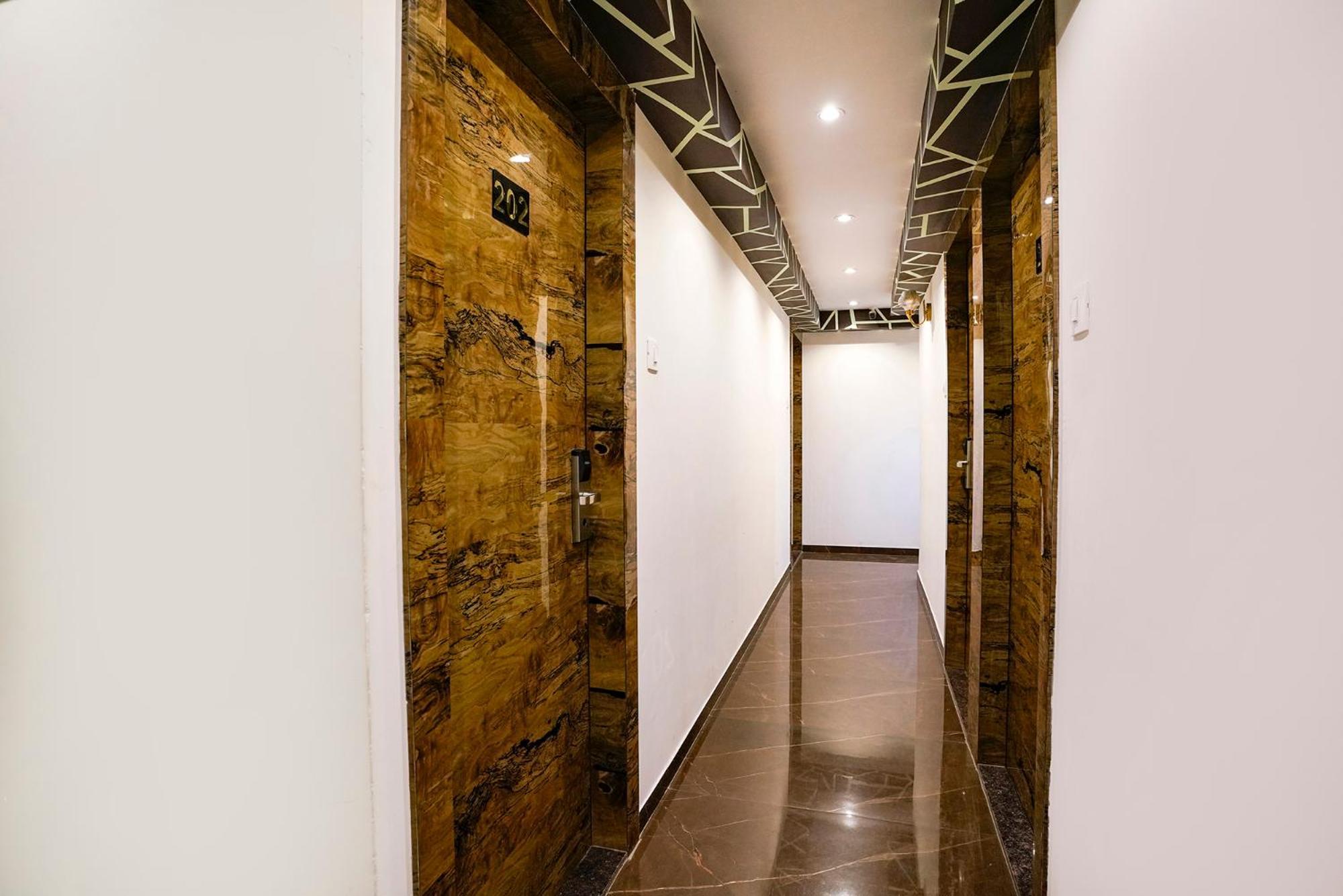 Fabhotel Atithi Residency I - Nr Bkc มุมไบ ภายนอก รูปภาพ