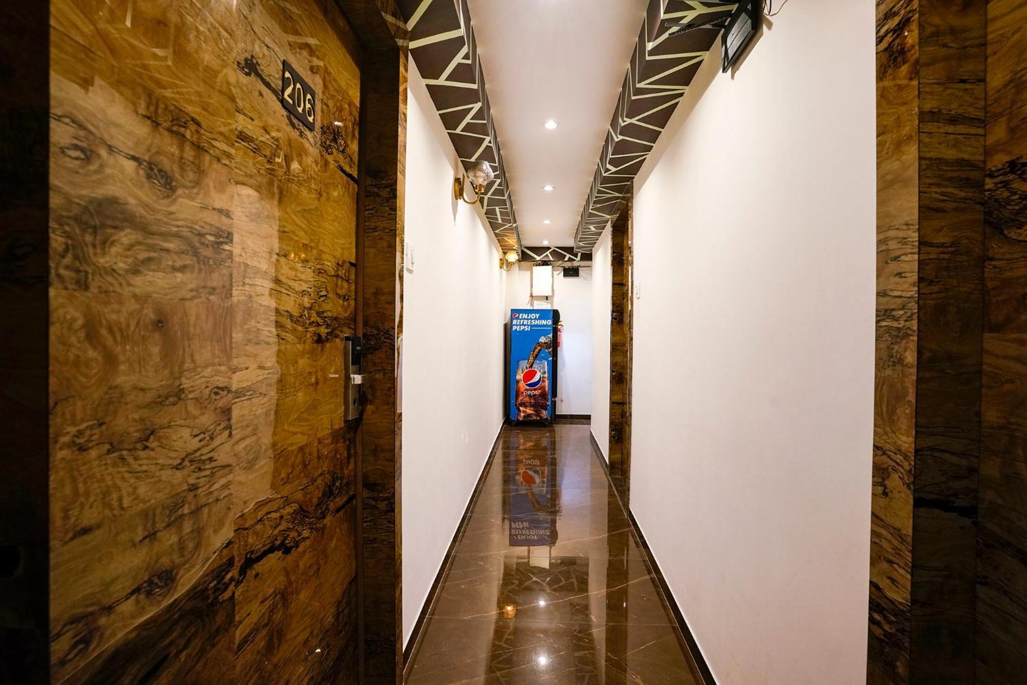 Fabhotel Atithi Residency I - Nr Bkc มุมไบ ภายนอก รูปภาพ